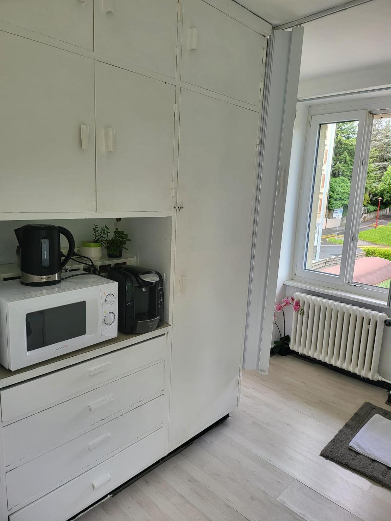Bastis Central Guesthouse Lucerne City ภายนอก รูปภาพ