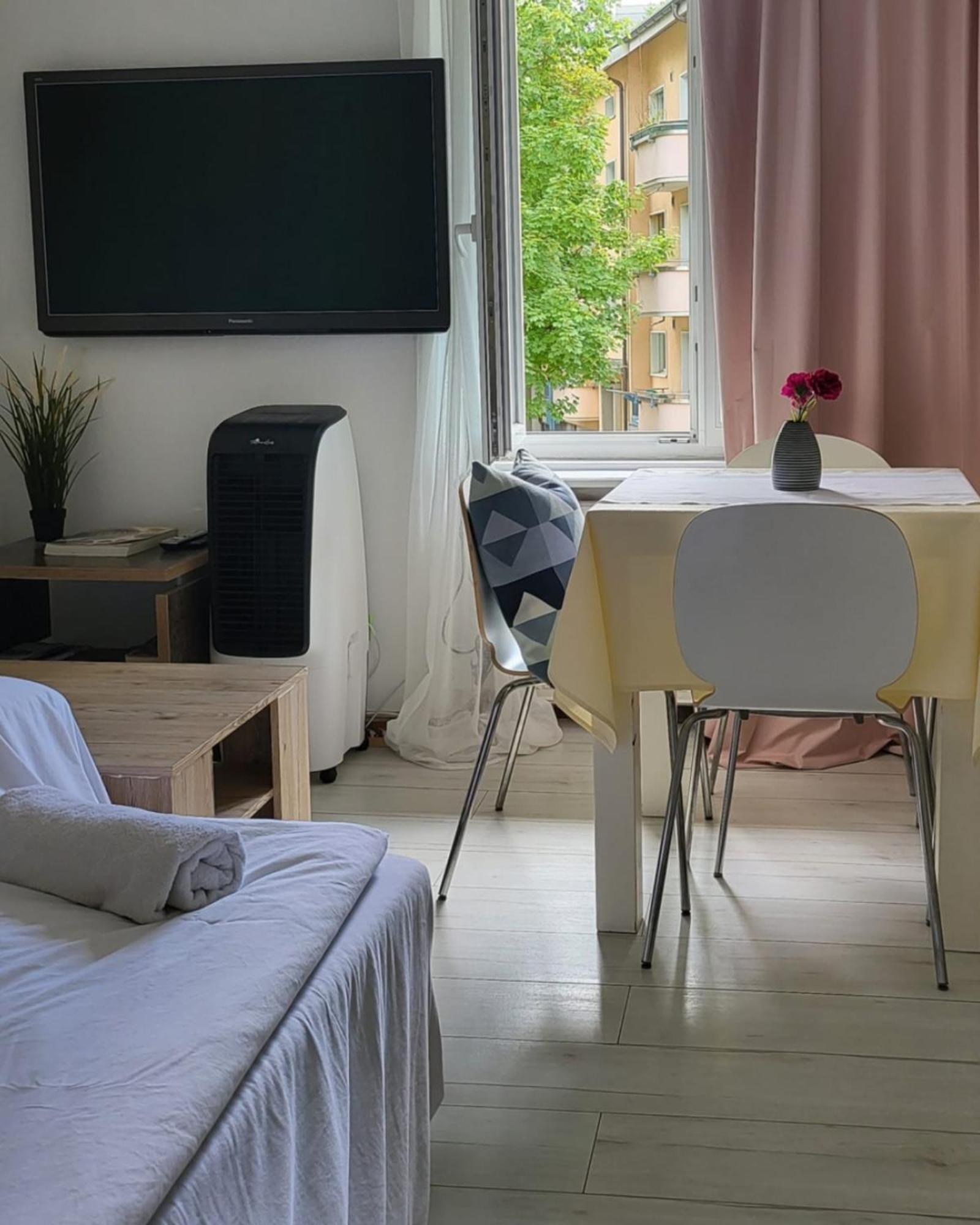 Bastis Central Guesthouse Lucerne City ภายนอก รูปภาพ