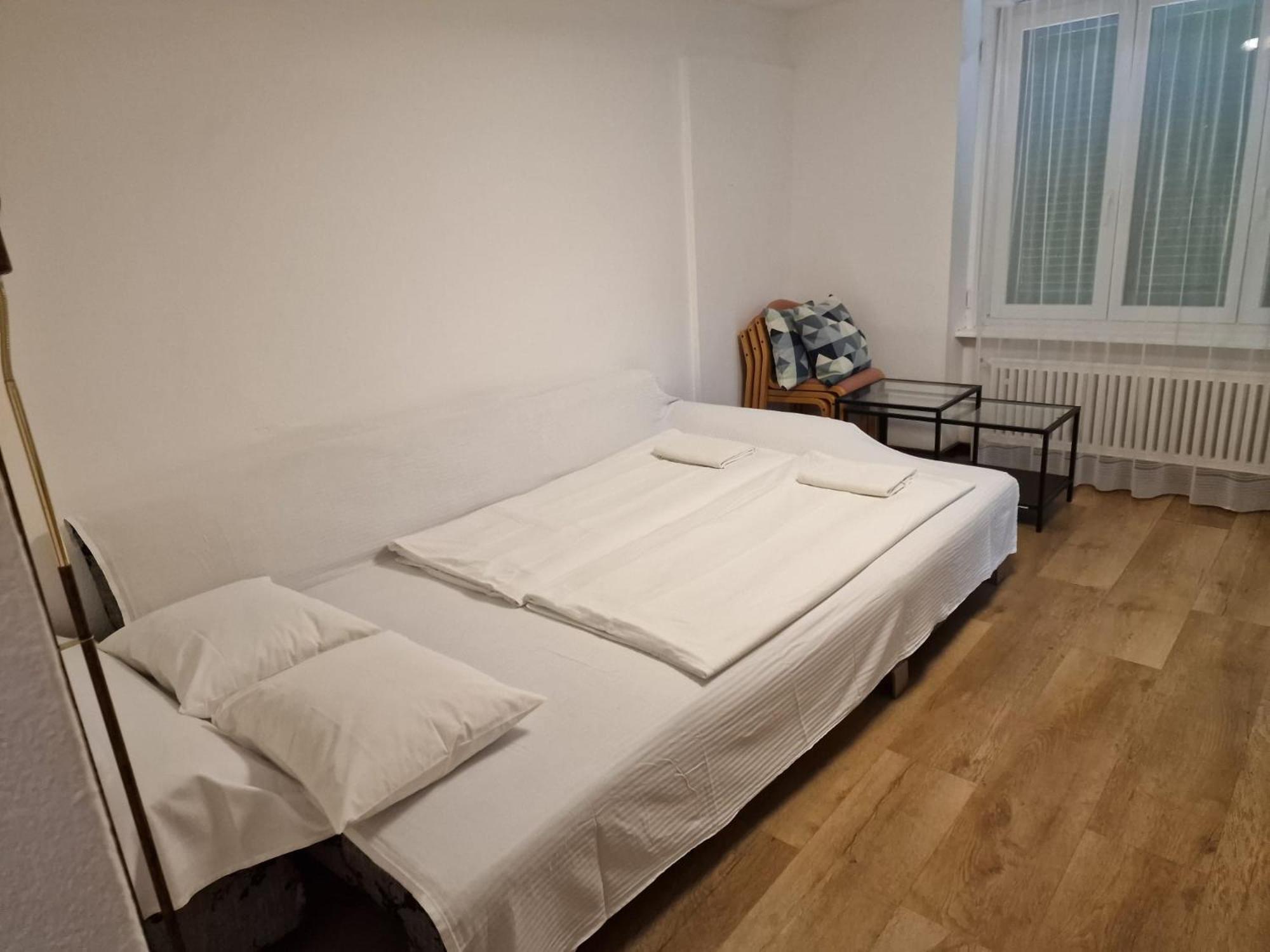 Bastis Central Guesthouse Lucerne City ภายนอก รูปภาพ